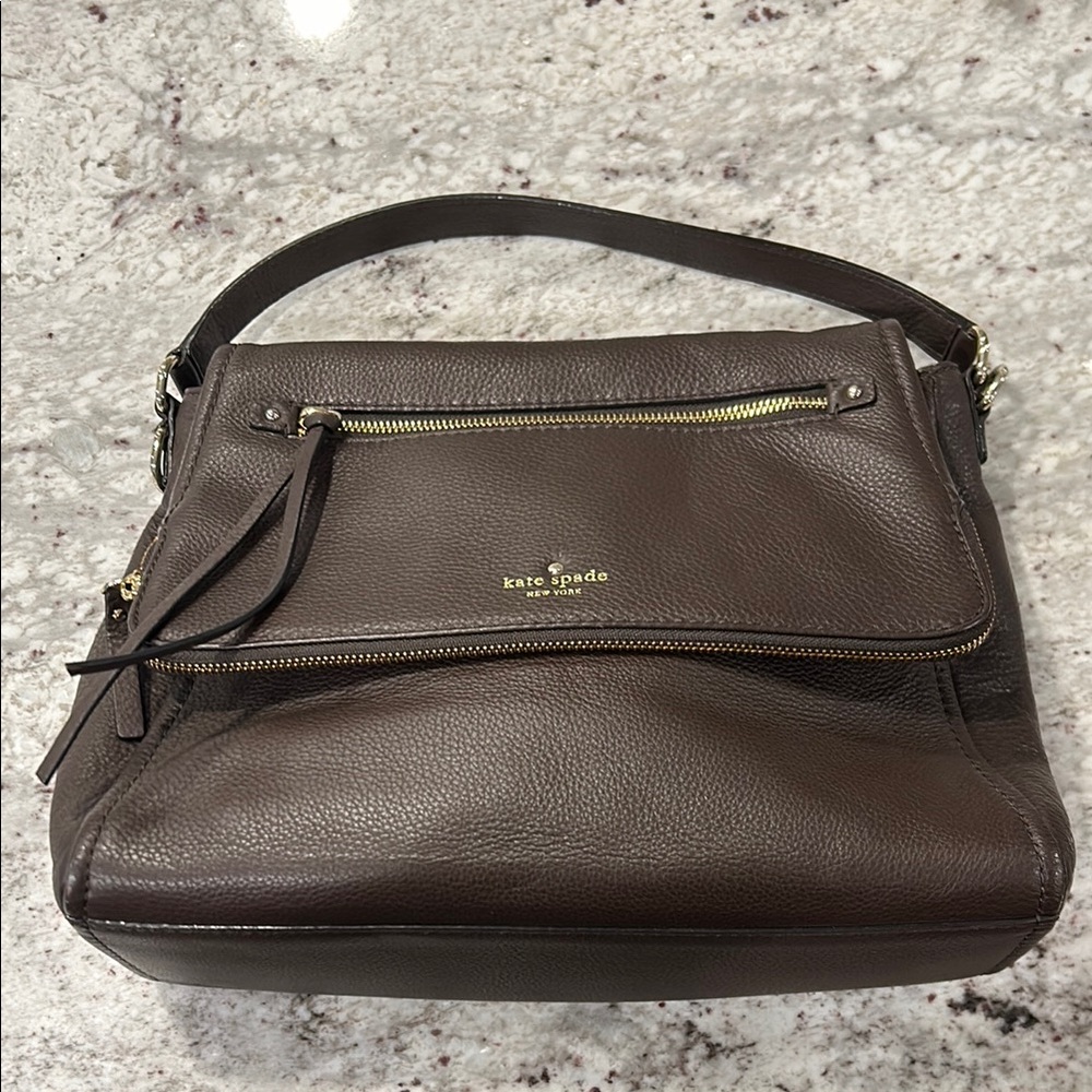 Kate Spade Brown Shoulder Bag with Classic Design